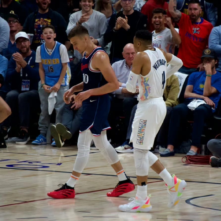 开云体育-穆雷连续十五场比赛得分超过锐不可当，西班牙队不断突破！的简单介绍